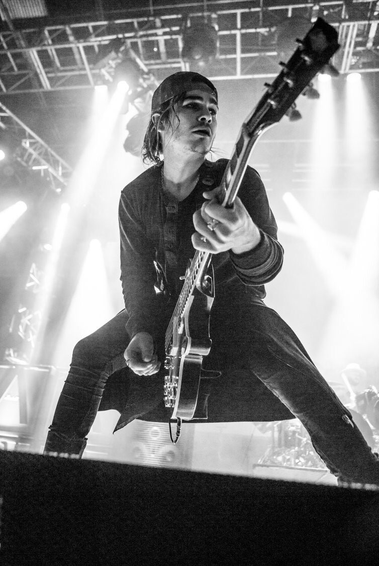 💥 ¡ <a href="/AIRBAGoficial/">Patricio Sardelli</a> explotó el @estadioobras en el #RockNChop!

🍻 Agradecemos a Pato, Guido y Gastón, a <a href="/CervezaIsenbeck/">Cerveza Isenbeck</a> y a todos los que vinieron por permitirnos tener una noche única en el Templo del Rock.

📆 ¡Los esperamos el 27/4 con <a href="/attaque77ok/">Attaque 77 Oficial</a> !

📸 <a href="/rock_pix/">El Gallo 🇦🇷⭐️⭐️⭐️</a>