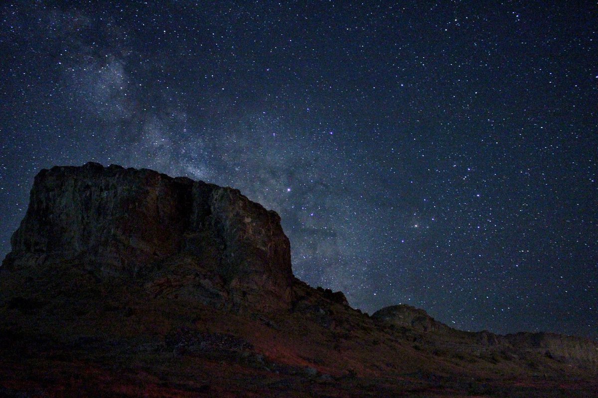 Happy International Dark Sky Week. Here's wishing you deep, dark skies tonight. #IDSW2018 darksky.org/dark-sky-week-… (We still have some in Utah if you drive an hour or two.) flickr.com/photos/bill_d/…