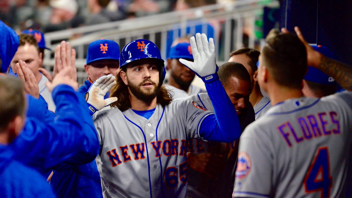 Great night for @robgsellman!  He pitched 2 scoreless innings and scored the winning run. 👌 #MetsWin https://t.co/ezhBwxEDE9