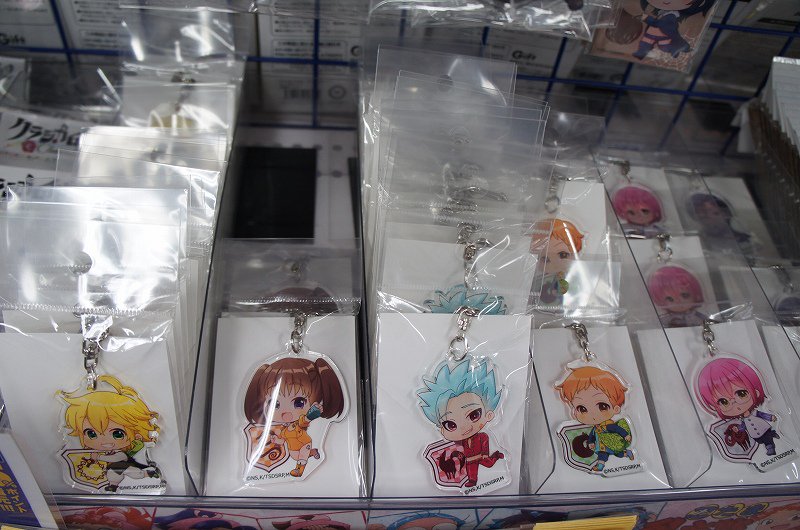 アニメイト池袋本店 グッズ情報 七つの大罪 アクリルスタンド キーホルダーが再入荷 当店6fにて好評販売中アニ 七つの大罪