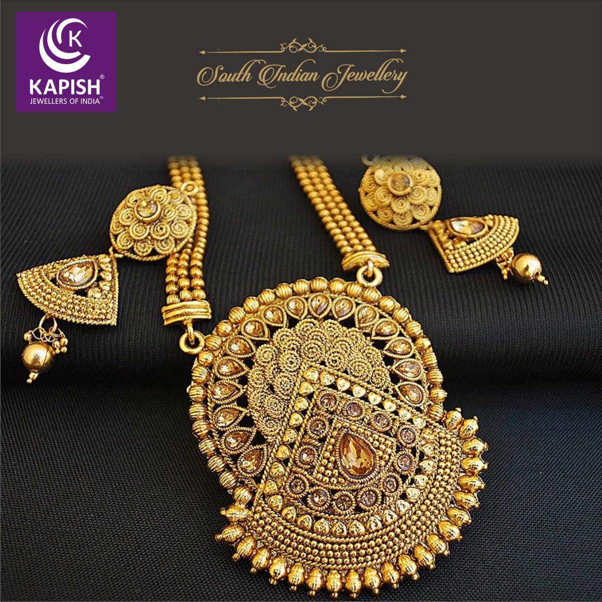 kapishjewels's tweet photo. I’m in the love with the shape of gold…!
Shop this geometrical necklace set at KAPISH JEWELS
Visit here: https://t.co/QLB2lYIHwb
#SouthIndiaJewellery #NewCollection #LatestJewellery #Jewellery #DesigningJewellery #GoldJewellery #KapishJewels #JewelleryCollection2018 https://t.co/3acPb2s133