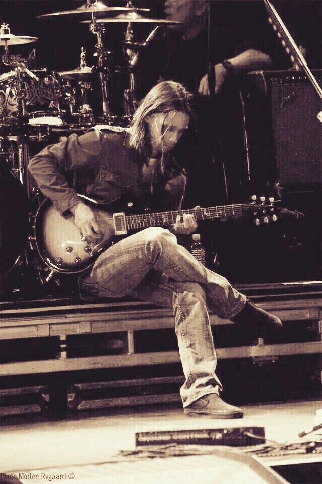 Goodnight <a href="/alterbridge/">Alter Bridge</a> Family!!! Nighty night and sweet dreams!!!