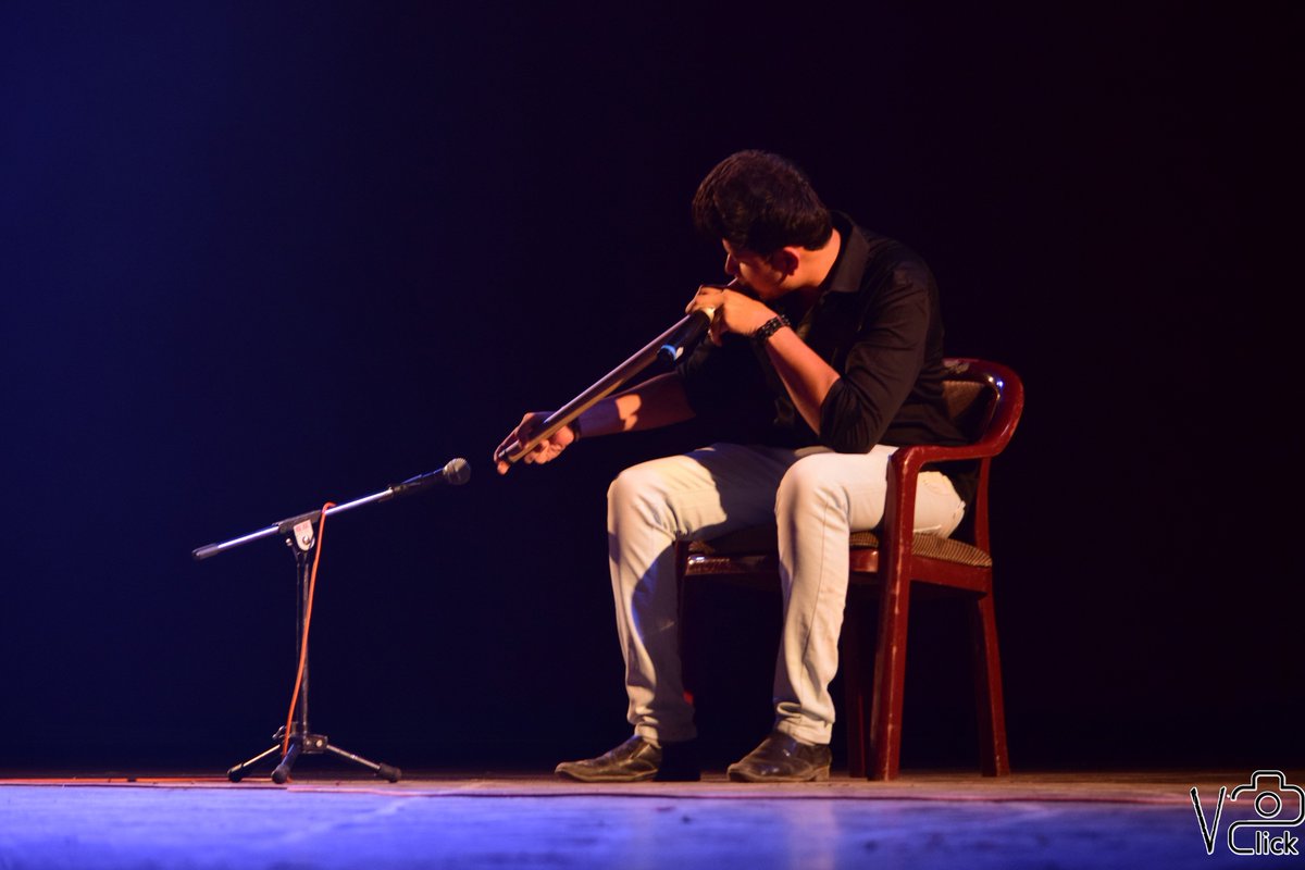 tejveerkor's tweet photo. Music is life #fluteBeatboxing #mouthOrganbeatboxing https://t.co/M6vlelARjk