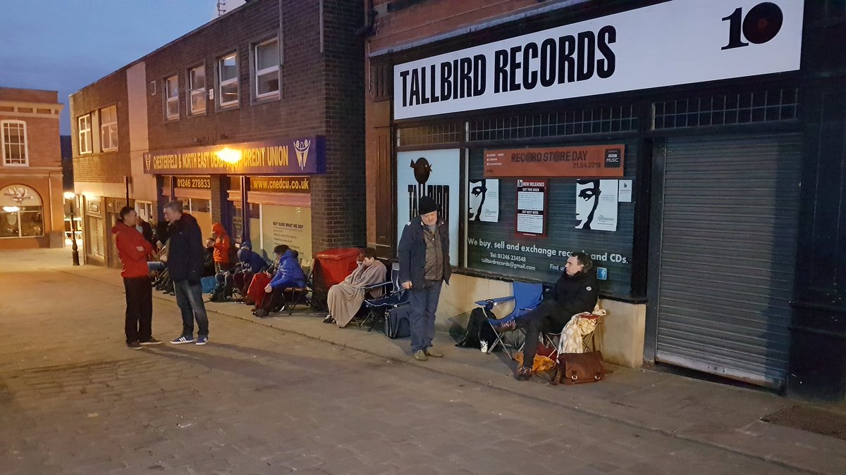 BBCintroEMids's tweet photo. More happy campers outside @TallbirdRecords in #chesterfield at 5am. Yes .. it's Record Store Day 2018 #rsd18 https://t.co/S82E8J6lCm