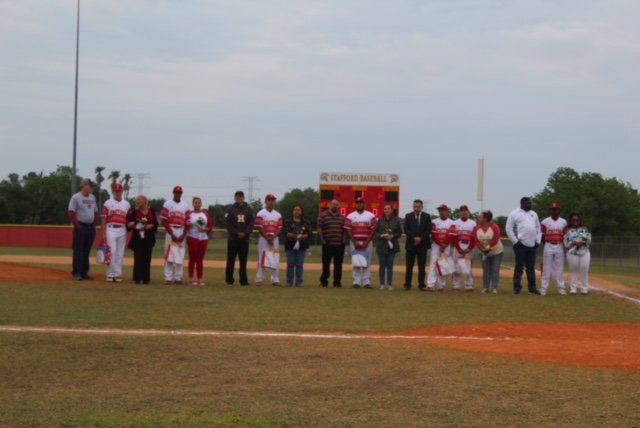 StaffordMSD's tweet photo. @Spartan_Lineup Senior Night -- Stafford Baseball honors its seniors before home finale vs. Needville. #StaffordMSDProud https://t.co/fEt41kkUZc