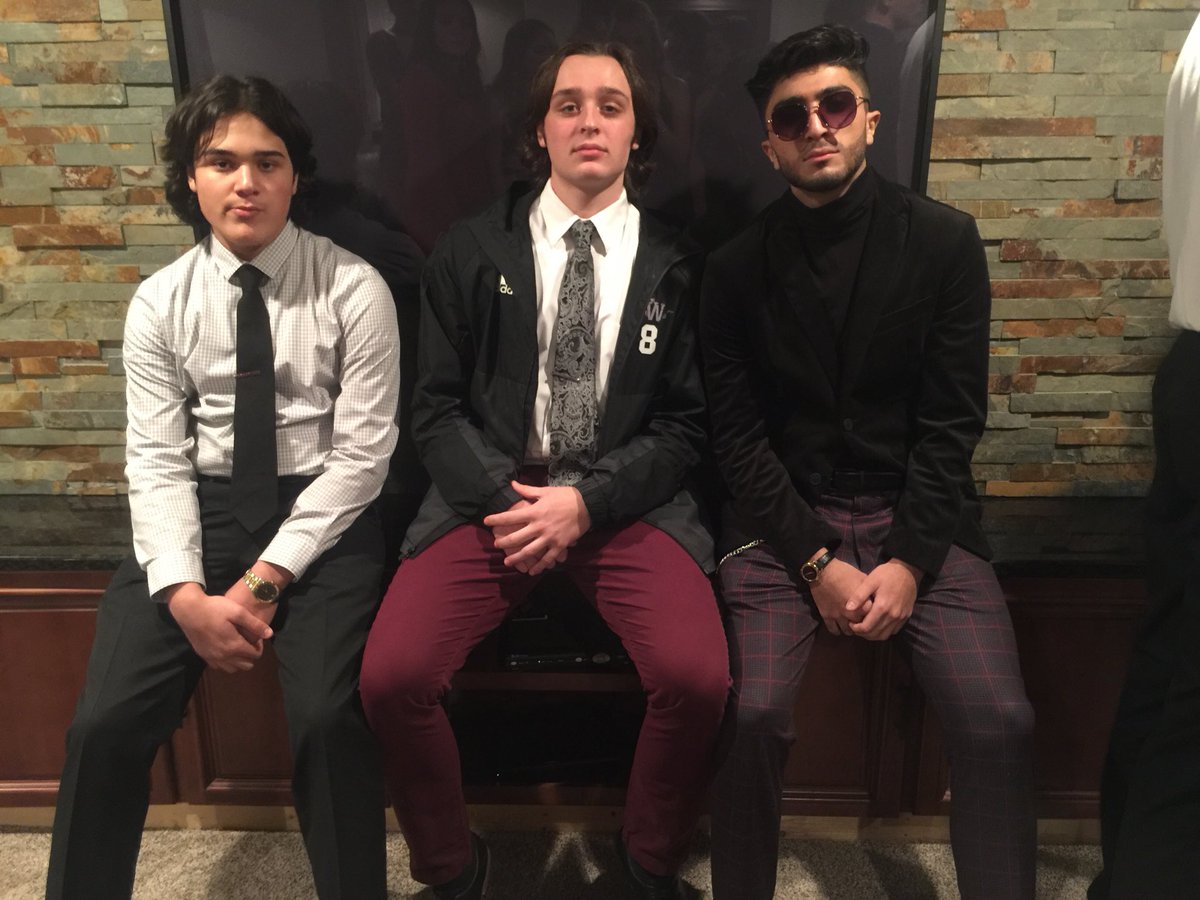 zrobinson01's tweet photo. Happy birthday to one of my bestfriends and one of the funniest kids I know!! Love ya forever kiddo❤️❤️ #6chicks @essamaan https://t.co/rafHWqsqjk