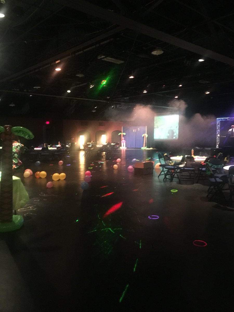 SE Winter Ball tweet media