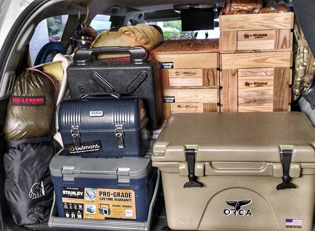 superamatsujin's tweet photo. さぁ〜!富士山見ながら乾杯🍻してきます^^; #ふもとっぱら
#hilleberg
#orcacoolers #
#oregoniancamper
#irbase
#stanly
#nordisk
#montbell
#belmont
#iwatani
#staika
#タフまる https://t.co/N4xtFdp2OS