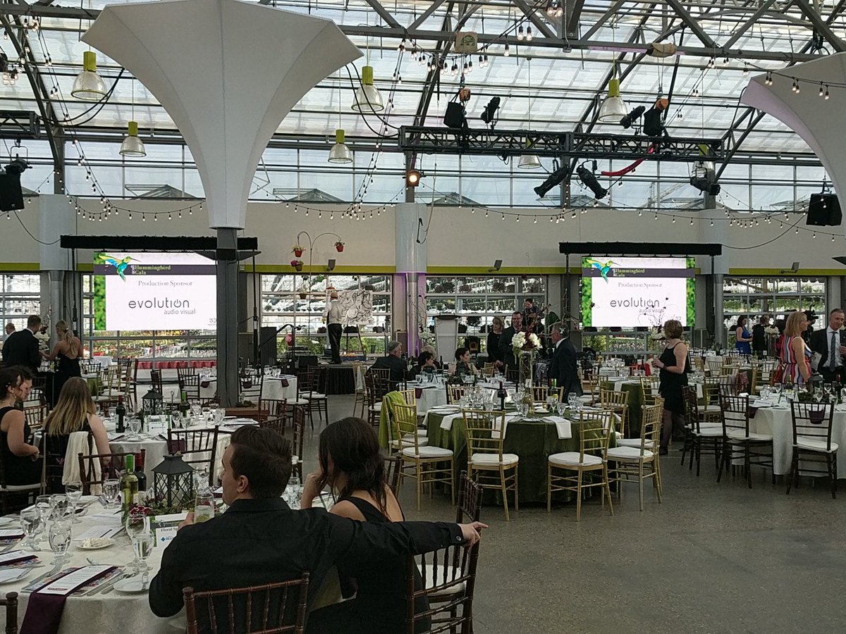 Rentbrains's tweet photo. Getting the party started #adfhummingbirdgala https://t.co/egaEKH0VaD