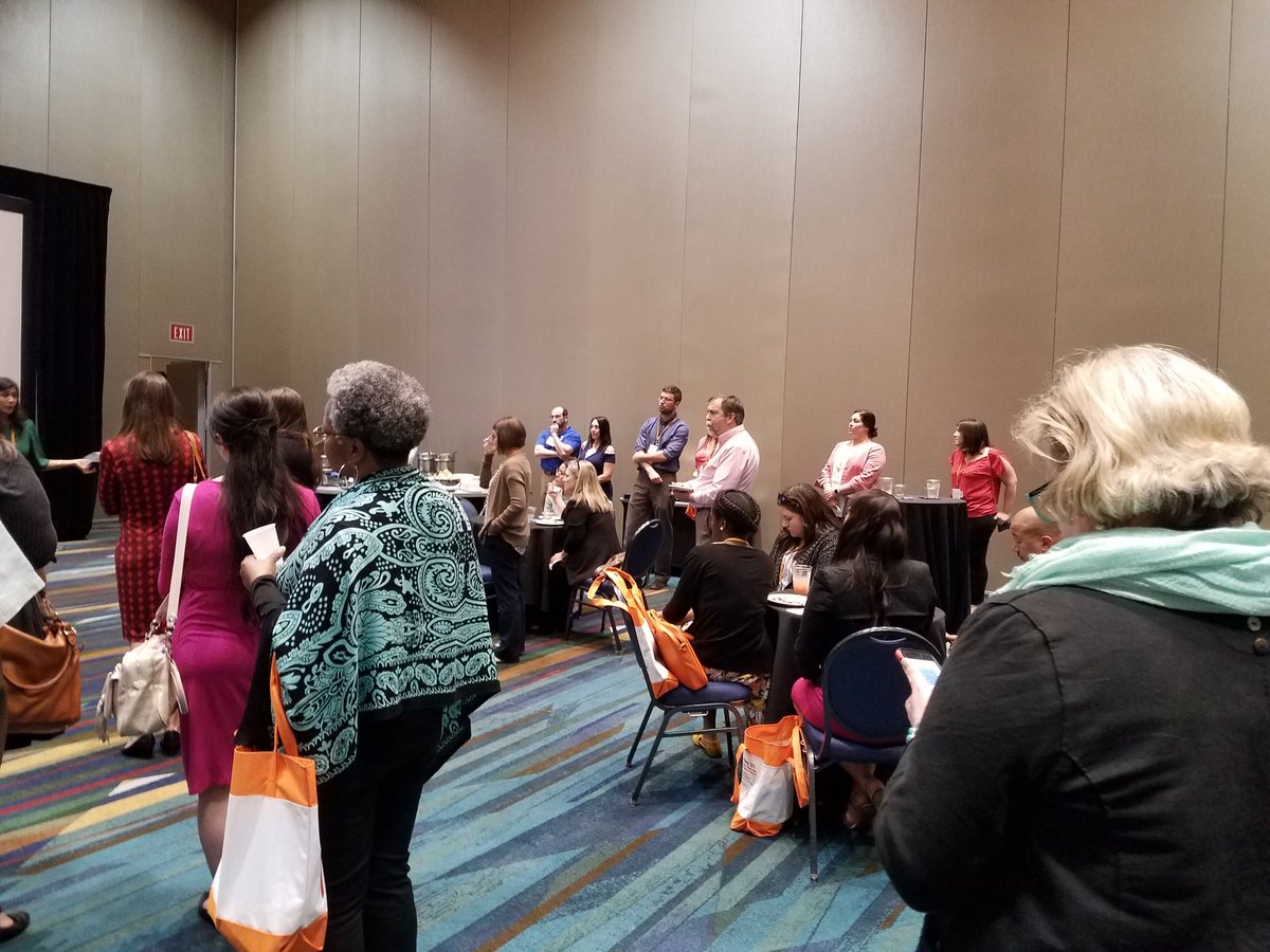 ShiftingNorms's tweet photo. @JAvant5 @ymca @BelaMoteYMCA @liznusken @NikkiHale11 @WallaceFdn @BBBSA @forumfyi @DarrenHoward A few more photos for you😁 https://t.co/5EnhajRqGC