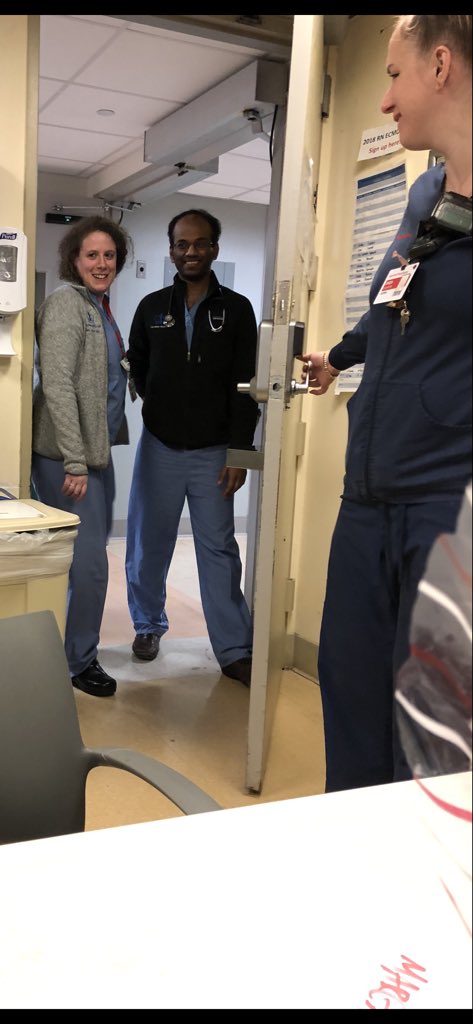That look when you see coffee and cookies... #newinterncoffeehour #itsthenewhashtag @WinsomeOverstr2 @QualityRN_NYP