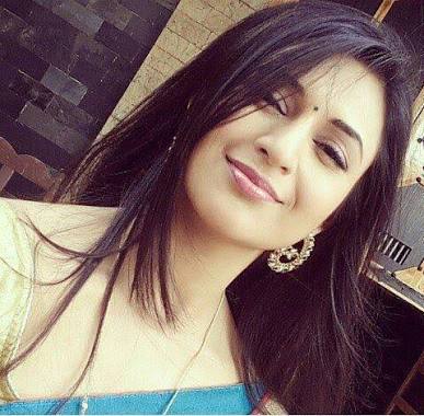 nohasamir1250's tweet photo. @ZeeAlwanTV Surely without any doubt and undisputed my unique gem @Divyanka_T 👍👌💘💘💚❤😘 love you so much endlessly meri jaan,my soul,my lovely princess,queen of my heart,my everything 💘💚❤💙💛💜💚💘❤💙💛💜💚❤😘😘 #UniqueGem @Divyanka_T https://t.co/8RDSwEtyeL