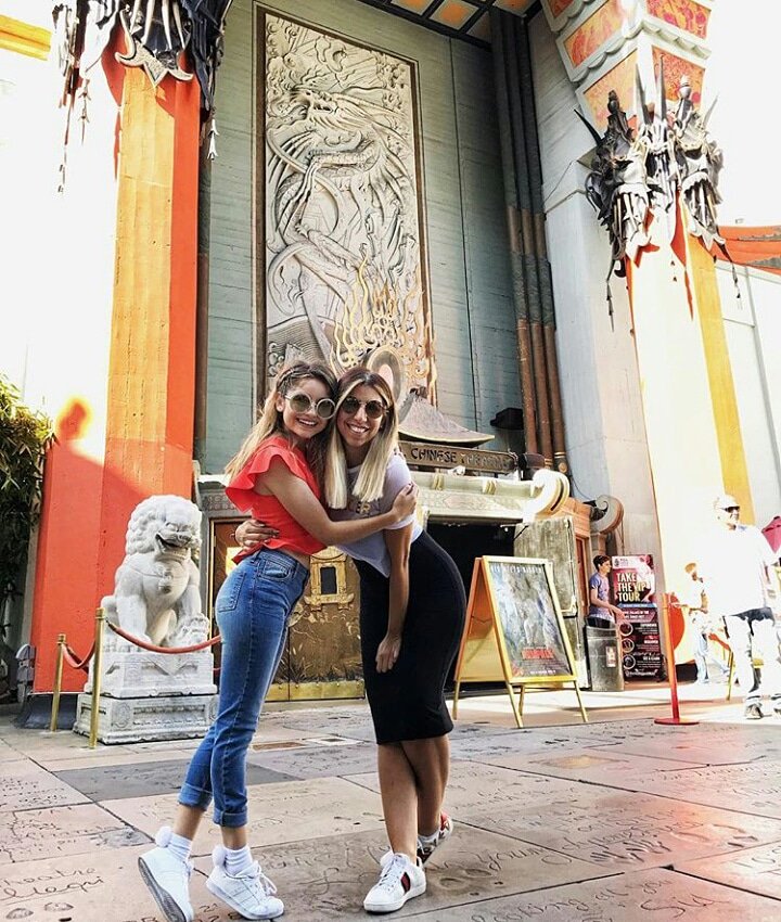kelianeofc's tweet photo. #Clarol 💘 @karolsevilla y @clarapablo https://t.co/stzIODr50G