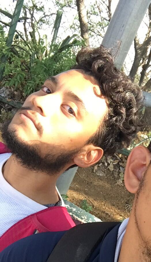 yomeopongo95's tweet photo. La policia se llevó a mi amigo , lo iban golpeando y no sabemos nada de él, vivo se lo llevaron vivo lo queremos... ayúdennos #SOSINSS #SOSNicaragua https://t.co/DO6aZIkRhv