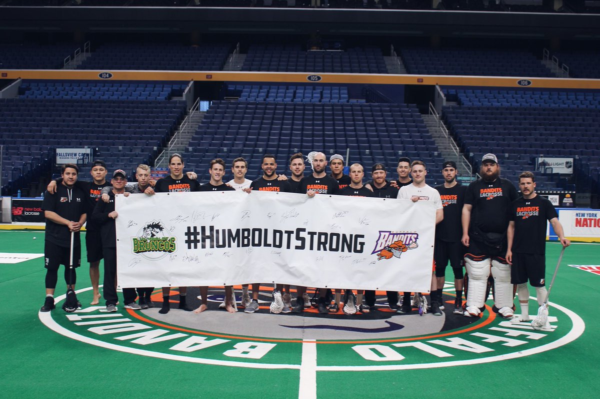 NLLBandits's tweet photo. #HumboldtStrong 💚💛 https://t.co/dRtVgHhHg7