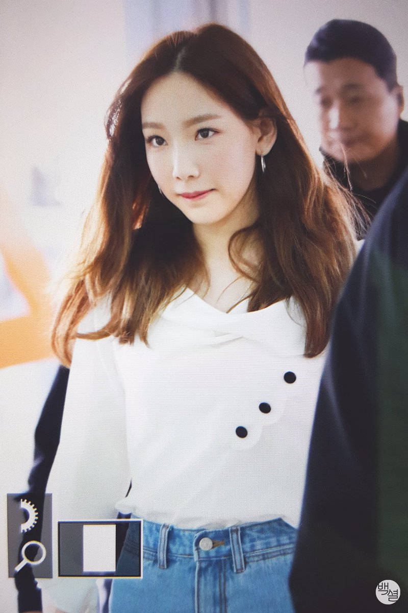 BAEKSSUEL's tweet photo. 180421 #태연 #TAEYEON https://t.co/gHurHd2Vt8