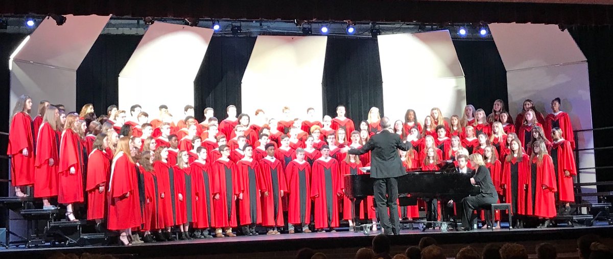 Such an honor to stand in front of these fine singers at Districts today. Congrats on your 1+ rating! Well deserved. #prouddirector #warriorchoir