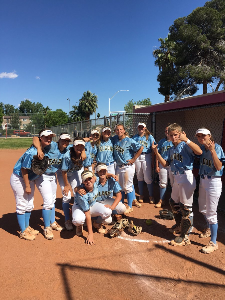 FHSSoftball2018's tweet photo. Another day of work ends with the W! Nice job ladies on to SIlverado! #2018softball #WintheDay #fearthefalcon https://t.co/ymnA4Mi3SK