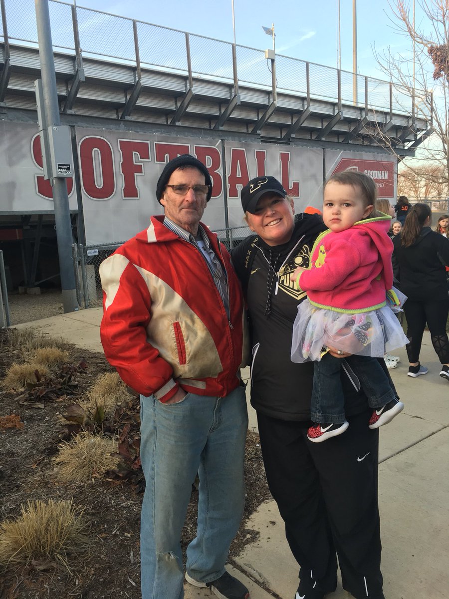 CoachDeOliveira's tweet photo. Shout out to my Family, #BadgerFamily, #MATCFamily, & #EdgewoodFamily who came out to support @PurdueSoftball today! #AttitudeOfGratitude #ComeAllWeekend. https://t.co/75H4BnLV0L
