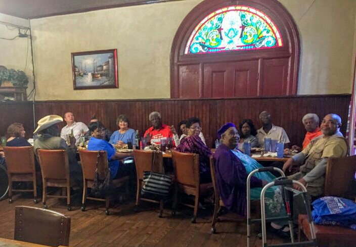 RubyForTarrant's tweet photo. We're having a great time here in Corsicana! Thanks to James Polk for hosting this event! π #TurnTexasBlue2018 #Vote4Ruby #AllTheWayWithRubyFaye https://t.co/GlLlUmexPg
