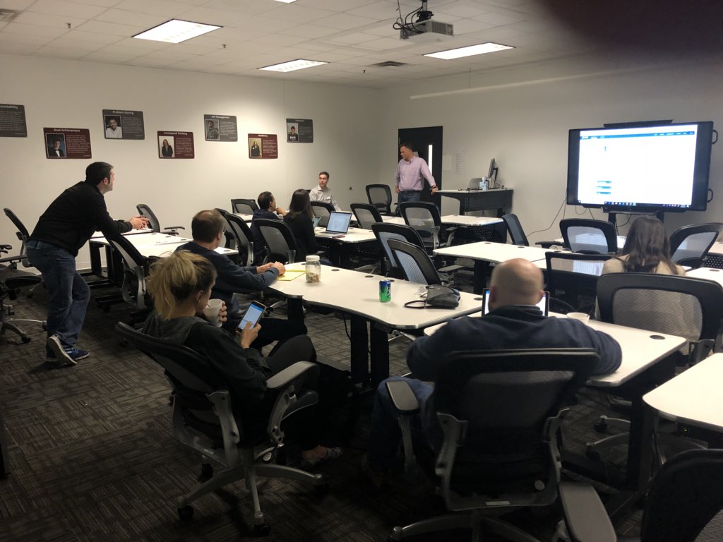 androiddarling's tweet photo. Thanks @elevenfifty for lending your space for the greater good!  #IoTCivicHack https://t.co/m9T3OhGGZl