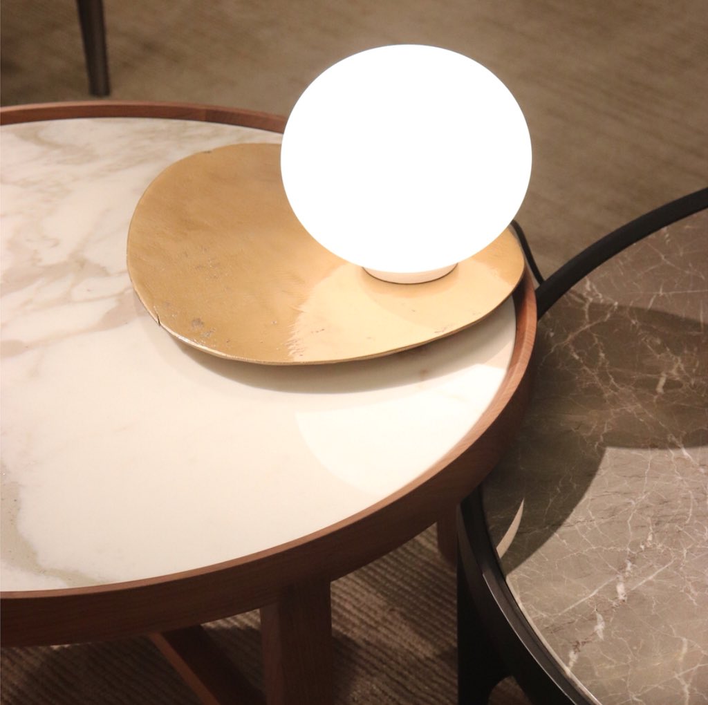 Moldumet's tweet photo. #SALONEDELMOBILE #LomejordelaSemana
@moldumet continúa visitando la feria de diseño más importante del mundo. https://t.co/2ZP7uP0wJR