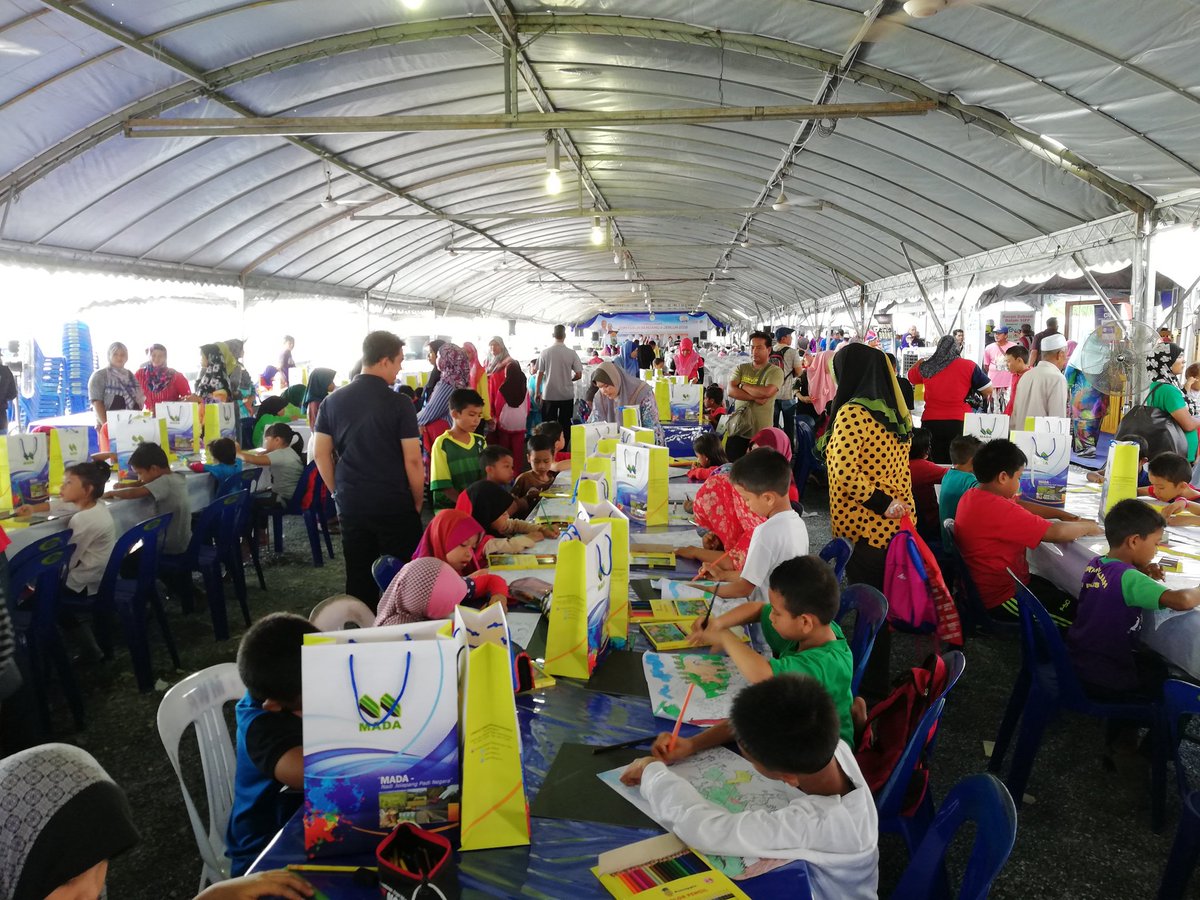 bme_mada's tweet photo. Jom Turun Bendang @ Jerlun.
Jom pakat-pakat mai.
#madamabeles
#bmemada https://t.co/XVjBgLiV8v