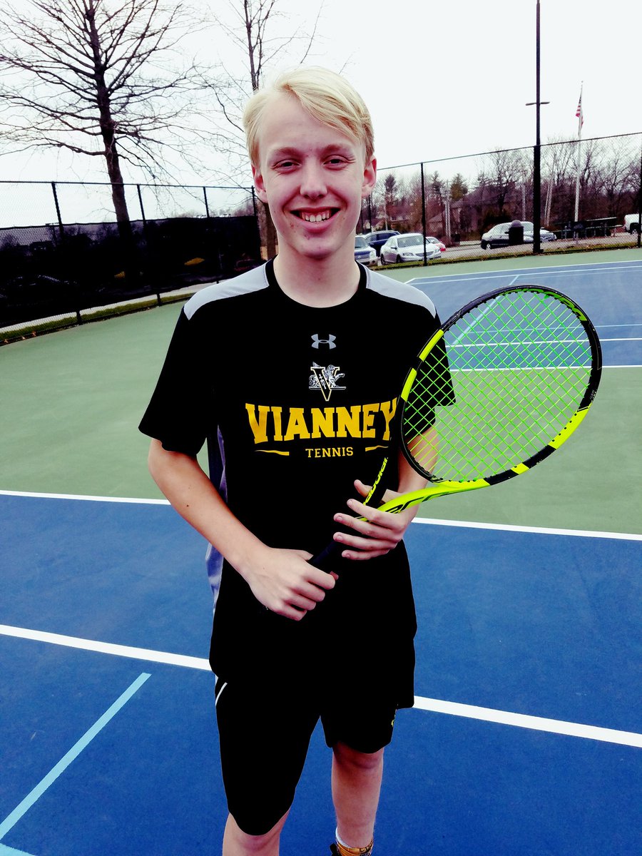 VHighTennis's tweet photo. Big win tonight: Vianney 6, Mehlville 3 https://t.co/AfYOKeoH66