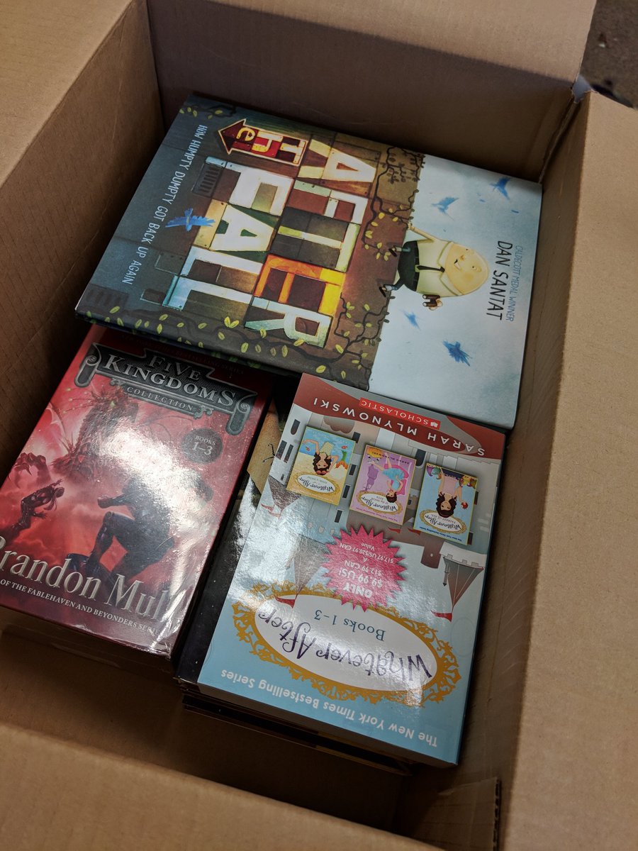 mrswest204's tweet photo. So excited to show my class this big ol' box of new fantasy books for our fantasy unit next week. Thanks #DonorsChoose #readingisfun #yateselementary #fantasy @SCSchools https://t.co/XVmAdL87ln