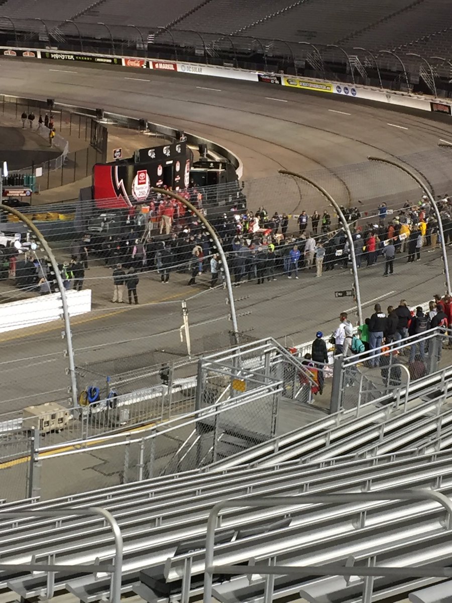 jeffu118's tweet photo. @CBellRacing @ToyotaRacing @JoeGibbsRacing @rheem @DavidWilsonTRD enjoy victory lane, I’m pretty sure there are more to come! #FastCamry https://t.co/Zwj84e69xa