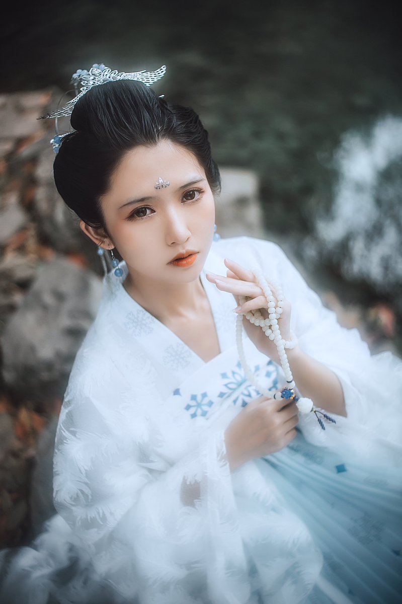 kaoyudeBuLin's tweet photo. 汉服
出镜 weibo 鳗鱼霏儿
摄影 我 https://t.co/fpCsY7Rj5j