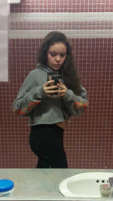 iSavvyHD's tweet image. @AlexAngelo // #DMmealex  ok my hands hurt now