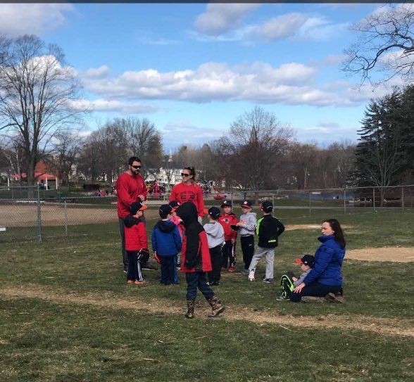 CCRaider_FH's tweet photo. What a great day!
Coachy dusted off the glove to assist t-ball practice ⚾️
#lesswind #moreheat #please
Go Astro’s! https://t.co/SPhQzmFlQQ