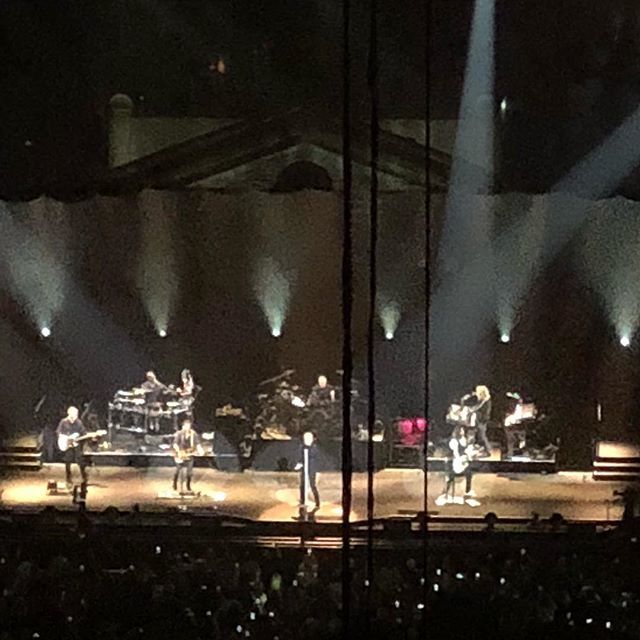 tarasloan's tweet photo. #stillgotit #bonjovi https://t.co/QicC58kz82 https://t.co/M5MivXDMke