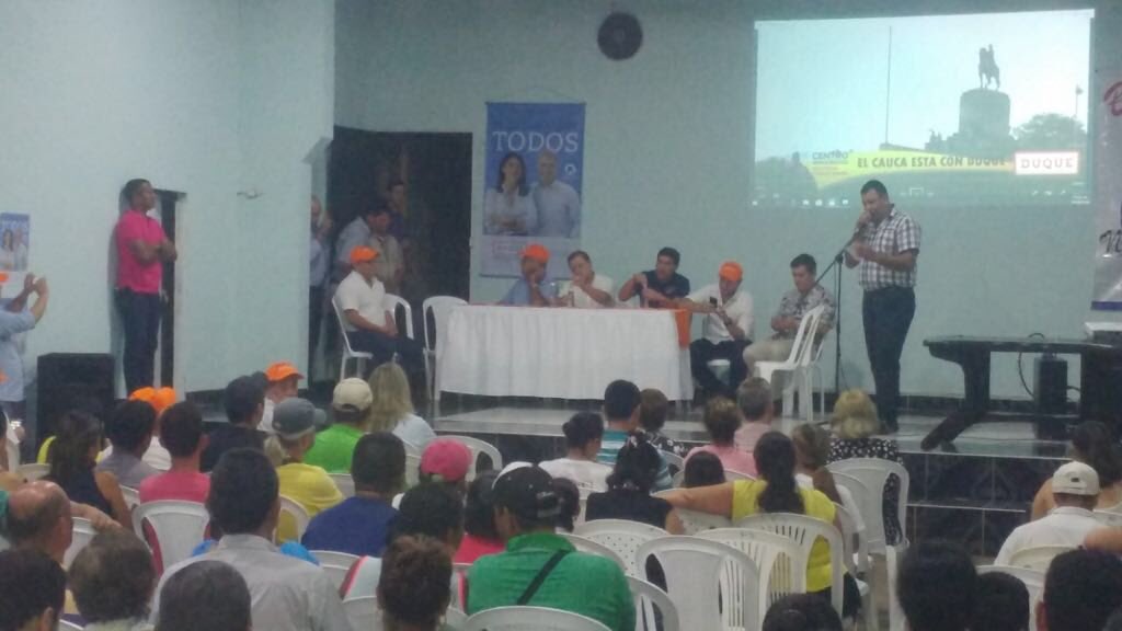 ALVAROHPRADA's tweet photo. En Rivera (Huila), inauguramos la sede @IvanDuque presidente y @mluciaramirez vicepresidente. Trabajamos unidos para que nuestro departamento tenga el gobierno que merece. https://t.co/7q8cGwGbMv