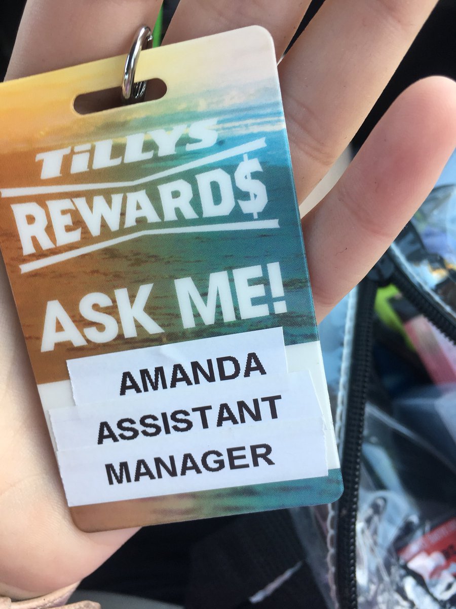 fail_to_thin's tweet photo. If my associates don’t refer to me as Amandager they’re gonna get written up😎 I survived my first shift as a boss lady! https://t.co/huOQjpyjmt
