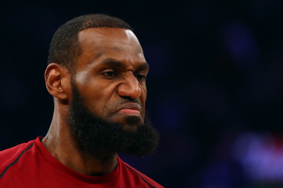 BleacherReport's tweet photo. "I bought y'all $5K suits and this is how you repay me?!" https://t.co/Xo4yJkvw4i