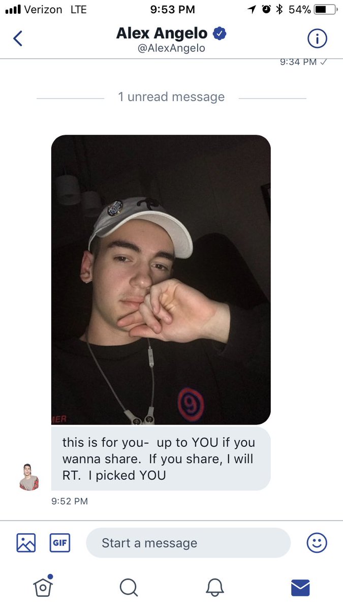 antoniafurIan's tweet image. This made my night so much better, thanks Alex 💜💜💜 @AlexAngelo