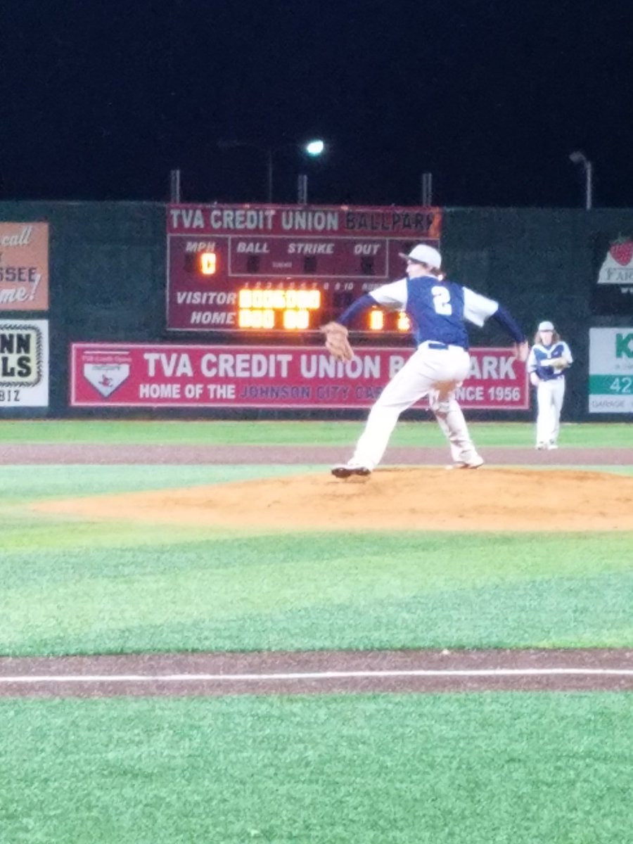 chs_demonball's tweet photo. William Stout came in to close then went 3⬆3⬇. Demons win 6-0. https://t.co/rD8qFCcgQy
