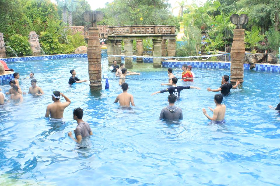 romaddhon's tweet photo. Kegiatan di Amanzi Waterpark.

@975PLAYFM @GrabID #GrabYourPride #GrabLagaAsia #DekatDenganGrab #IBGK https://t.co/PFaVMIJxQr
