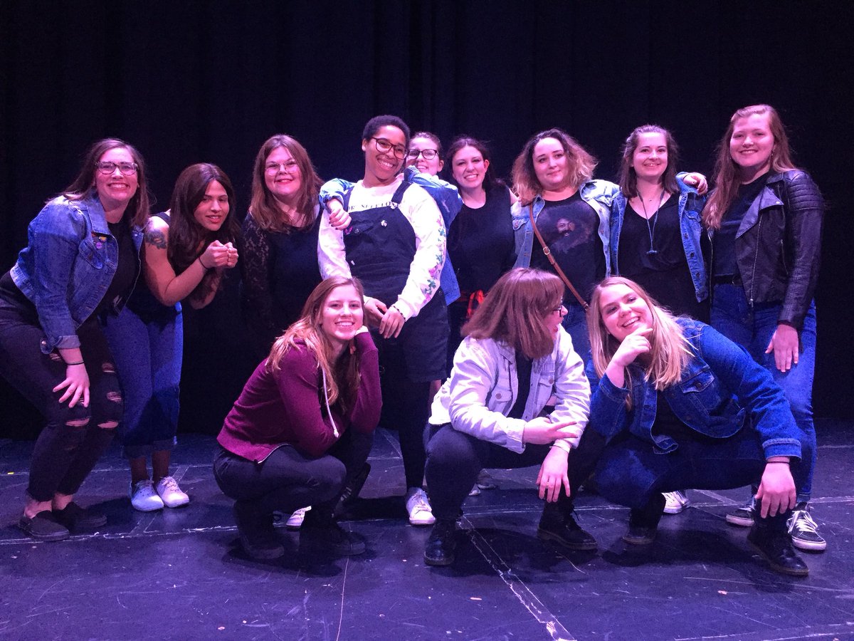 CourtSchaef14's tweet photo. Annnnnnnnnnd I’m crying. 
Love these gals with all of my heart. Thank you for this experience and a great show 💗💗💗
@OUwomencomedy @greeceshup @_BTdubs @EmStackzz @rachlmao https://t.co/uLVGDknx2w