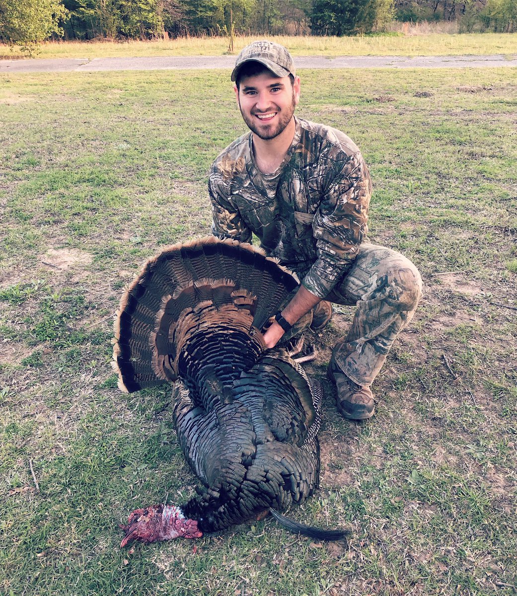Richard_Radford's tweet photo. Did a little sweet talking this evening. #Possumpondoutfitters #10inchclub #ECU https://t.co/J7Hg7g4jVQ
