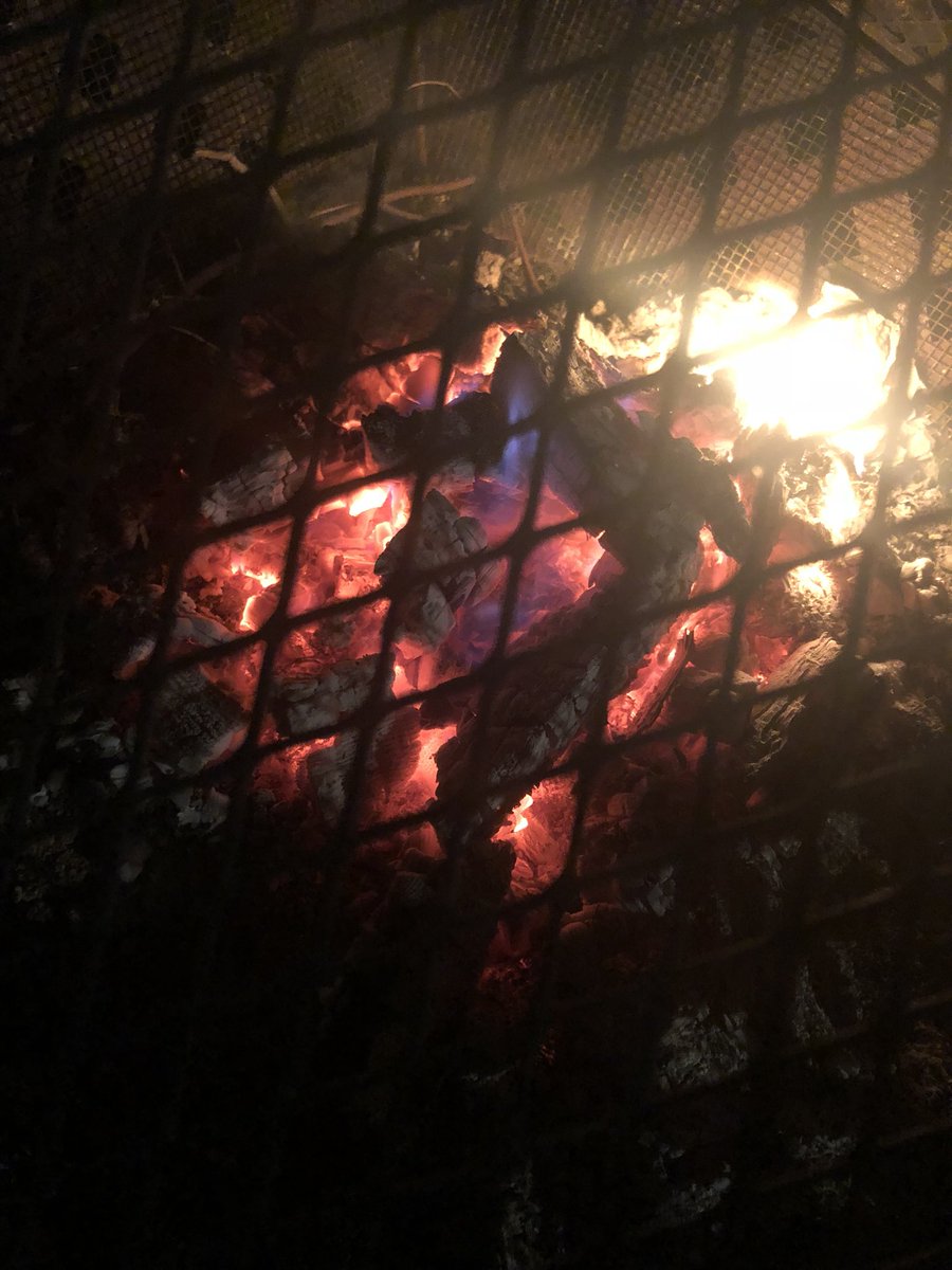 blondy0816's tweet photo. Sometimes all you need is a burning ember to light the fire. #inspired https://t.co/5HI4kAp7sO