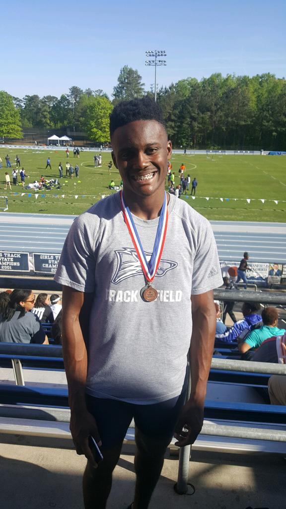 AtlSpeedAcademy's tweet photo. My kids showing out this week! Congrats to our Sophmore Noah for 2nd place in the 100m in 11.02 at his Regional Championships and qualifying for Sectionals next week! #ATLSpeedAcademy #10SecondsUpNext https://t.co/SAxFwPC6d8