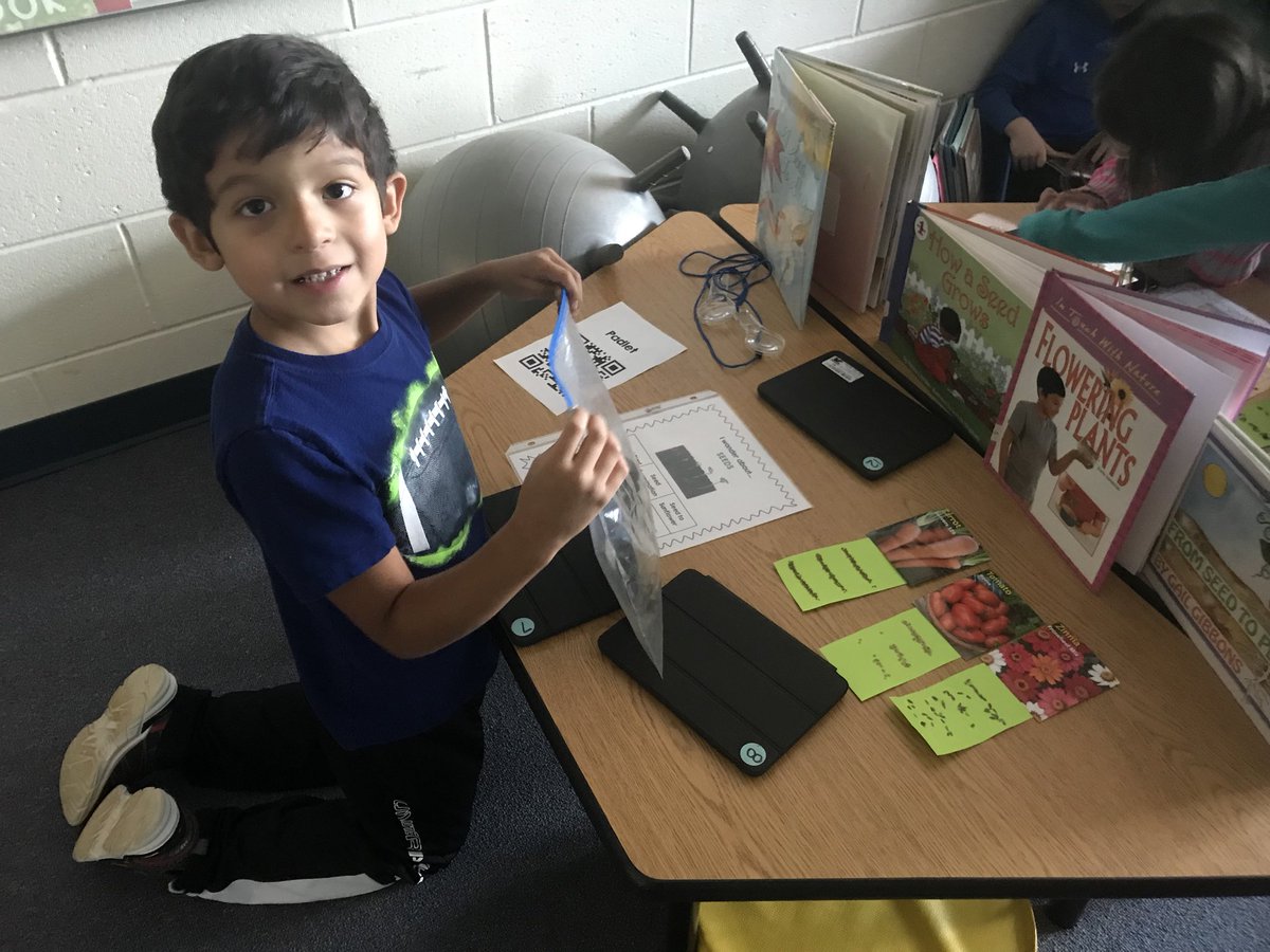 LearnwAnklam's tweet photo. We used magnifying glasses to learn about different kinds of seeds this week at our observation table! #kme302 #kaneland302 https://t.co/cx0w3IL0J9