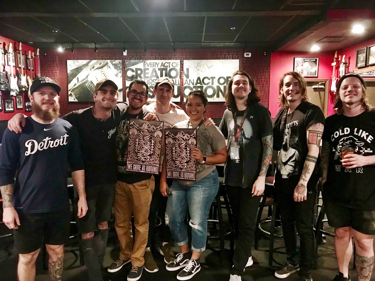 Spartan117Ch1ef's tweet photo. Thank you @wecamesaromans for putting a fucking awesome show in Houston ! 🤘🏻🙌🏻 #ToPlantaSeed first ever song listened to that got me hooked https://t.co/PBaHiG8Zdc