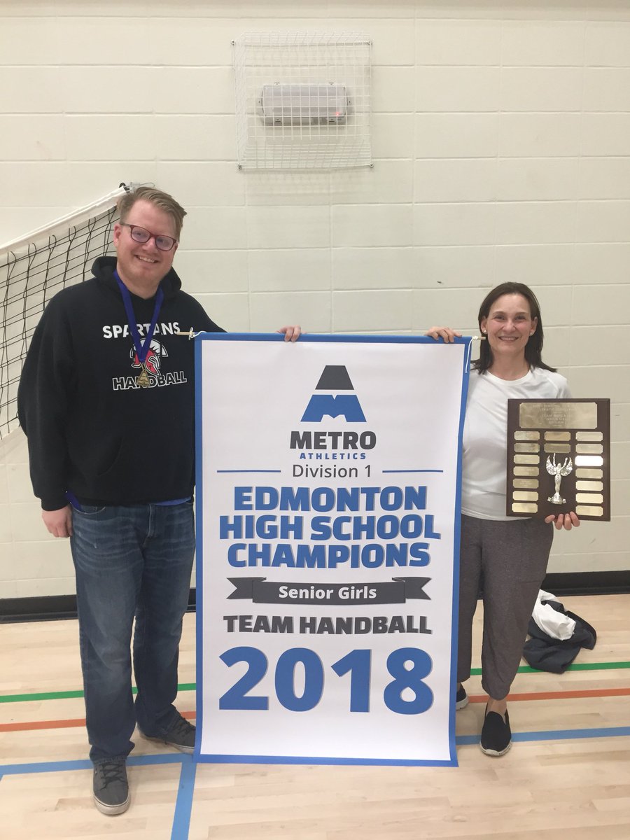 The fearless leaders and champs!!! Congrats Metro Div 1 Champs!! Good looking coaches💕 <a href="/SpartanAthleti1/">Spartan Athletics</a> <a href="/soc30/">Adelia Gaydosh</a> @SPACHSprincipal @SeanMcKennitt 🤾🏼‍♀️🤾🏼‍♀️🤾🏼‍♂️🤾🏼‍♂️