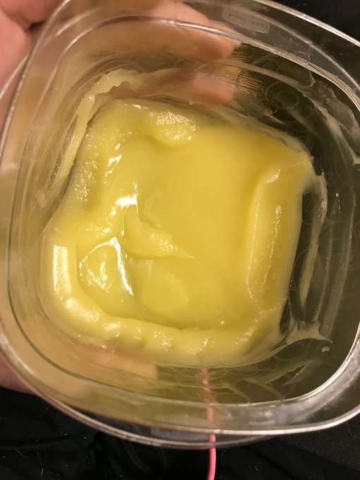 I made some rope butter... Rope ghee? Looks like ghee colored. Goop. I&rsquo;ll go with goop. https://t.co<a href="/tag/derpface"class="tags"><span>#derpface</span></a><a href="/tag/dramaticdog"class="tags"><span>#dramaticdog</span></a>