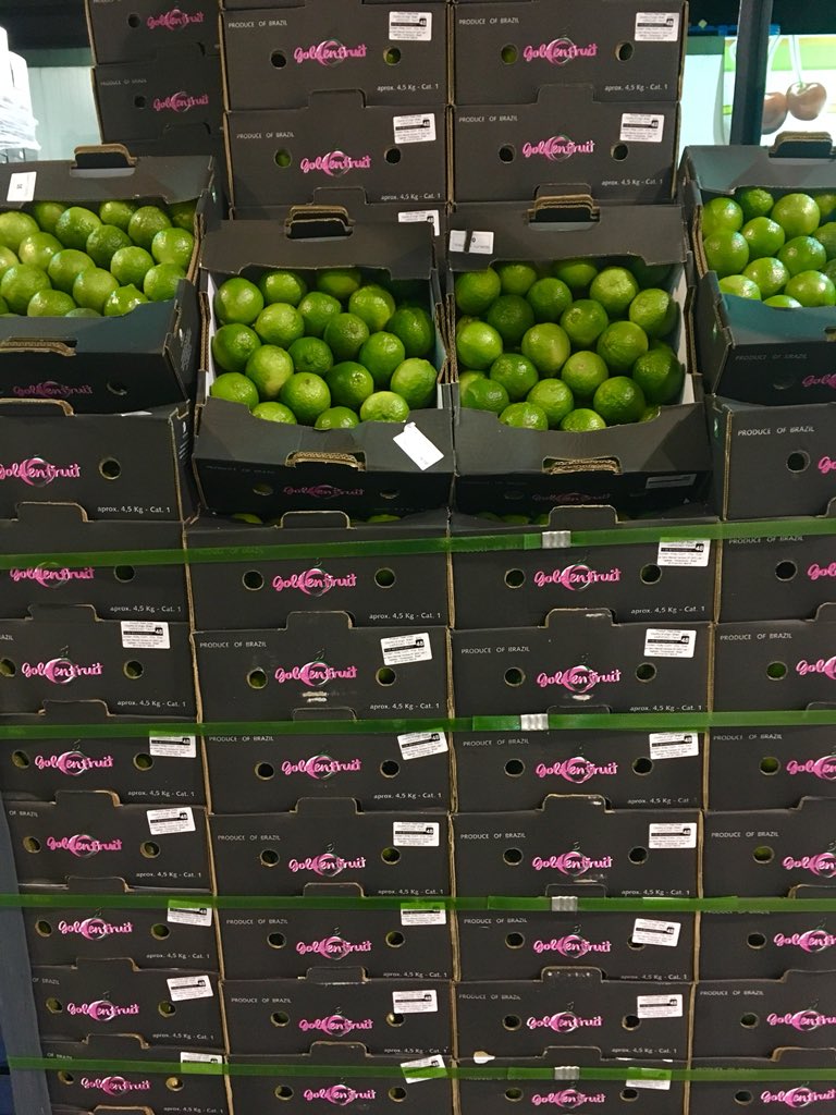 GT_Produce's tweet photo. Beautiful deep green limes from Brazil 🇧🇷 Available in 48’s at GT LEEDS #Brazil #Lime @FruitWhispers @SharrocksFresh1 https://t.co/eNPWbleG75