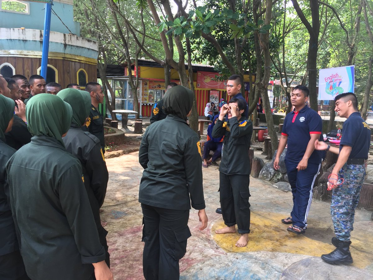 official_pipsmg's tweet photo. Serunya Kegiatan Dinamika Kelompok dan English Game
#tarpala #taruna #pipsmg #pipsemarang
@kemenhub151 @BPSDMP151  @pipsemarang_ https://t.co/2QADU94ADH